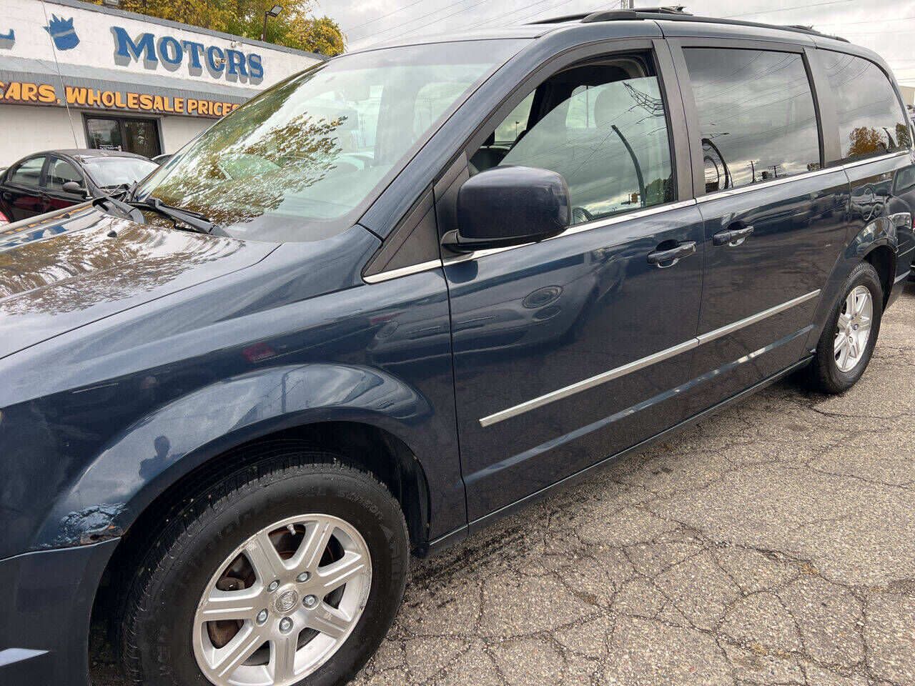 2009 CHRYSLER Town and Country