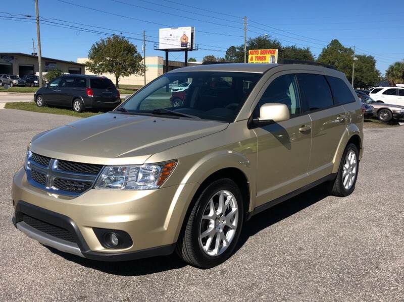 2011 DODGE Journey