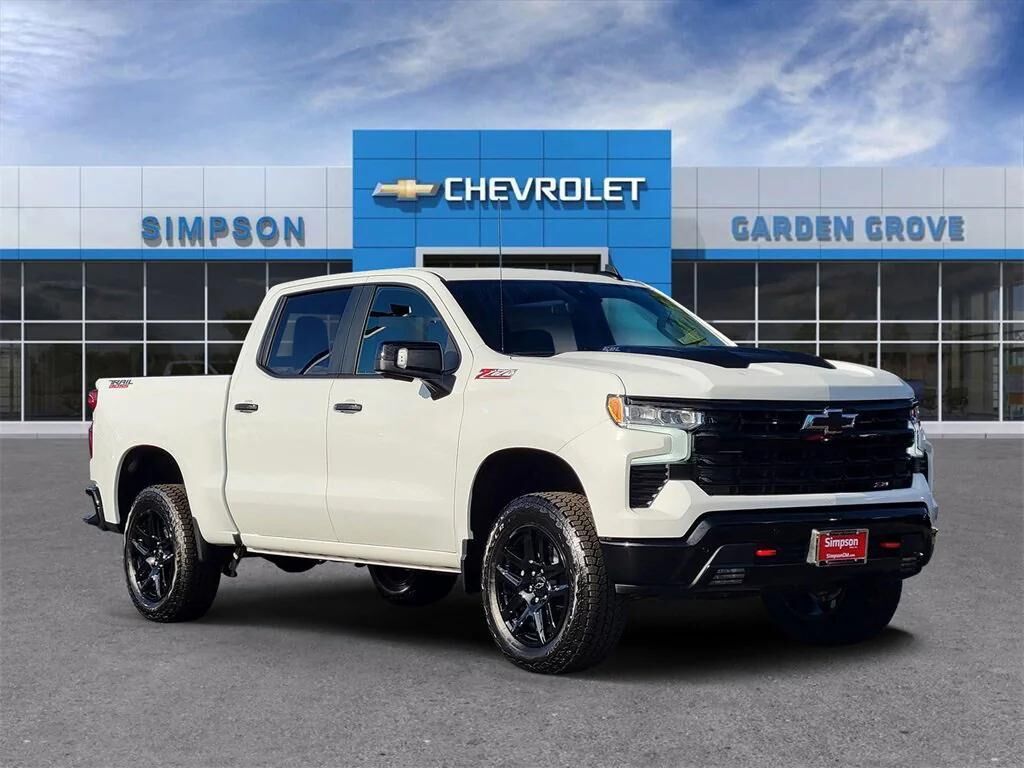 2026 CHEVROLET Silverado