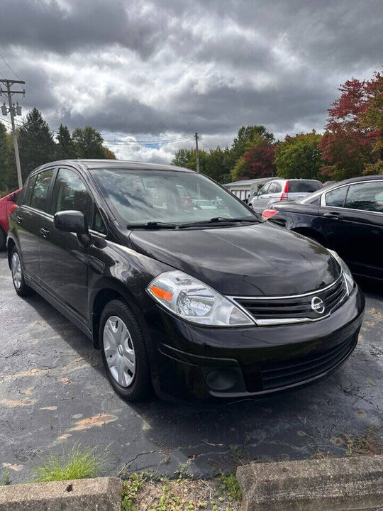2012 NISSAN Versa