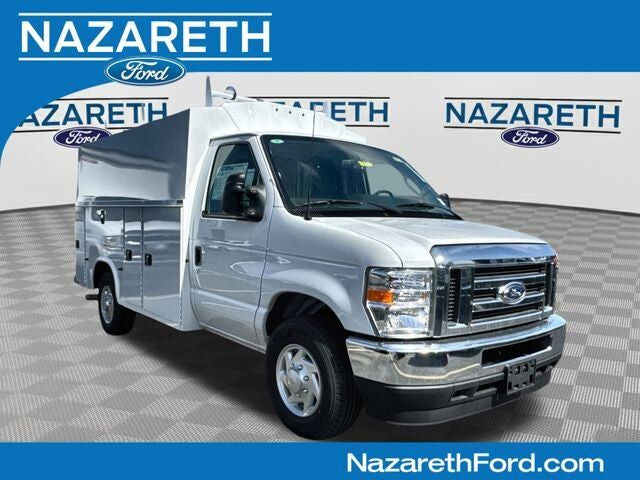 2025 FORD E-350