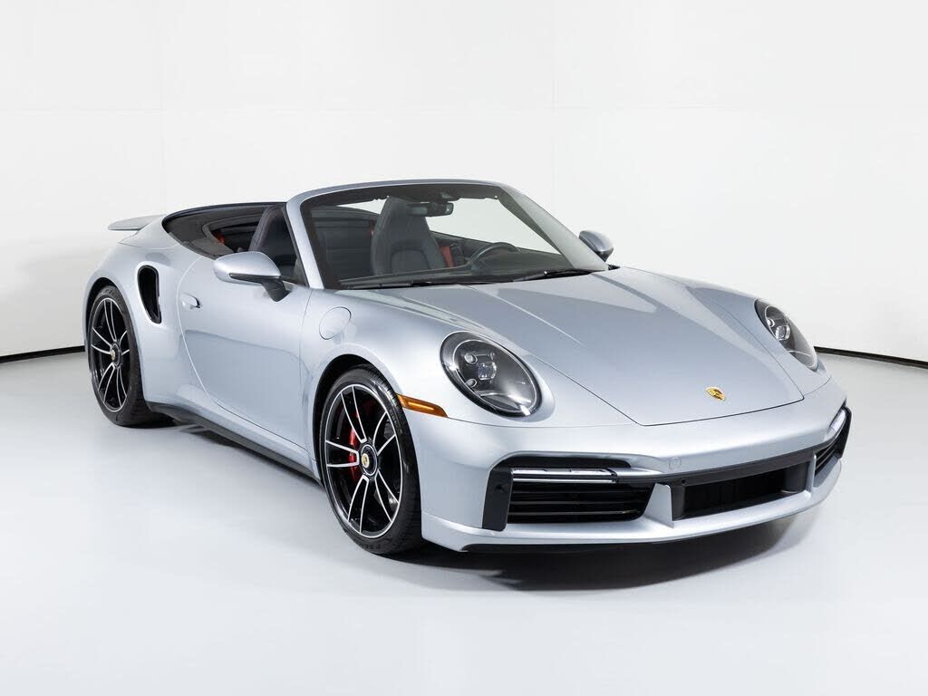 2021 PORSCHE 911