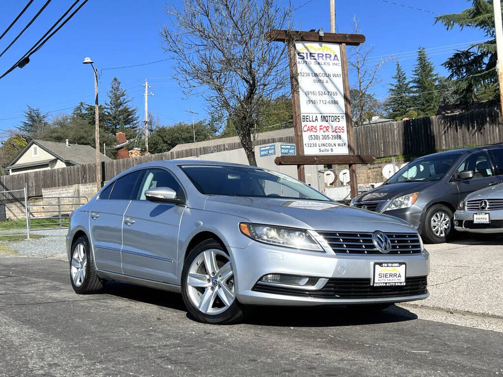2013 VOLKSWAGEN Passat