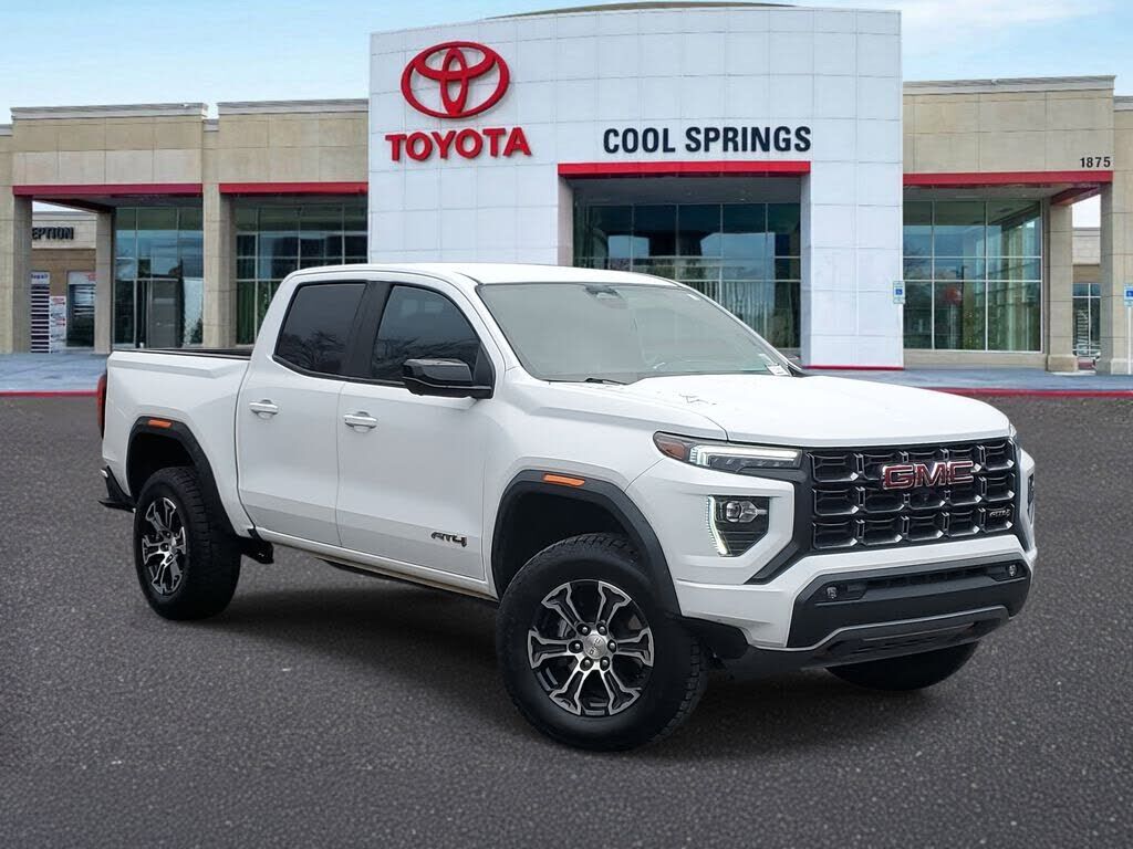 2023 GMC Canyon