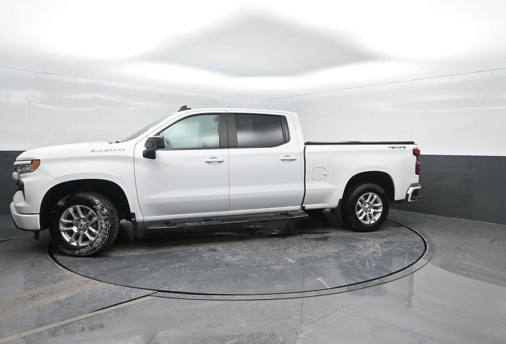 2025 CHEVROLET Silverado