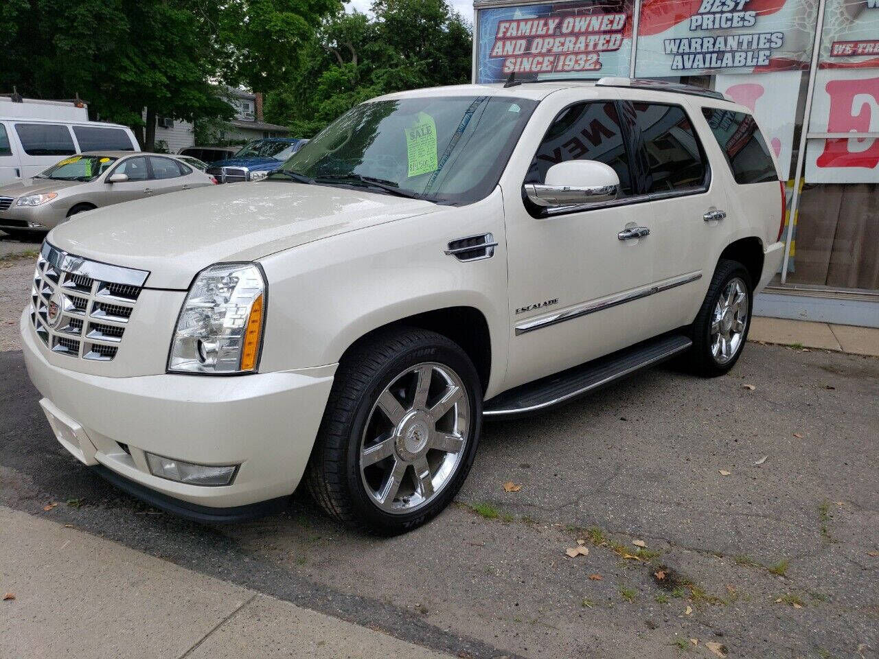 2011 CADILLAC Escalade