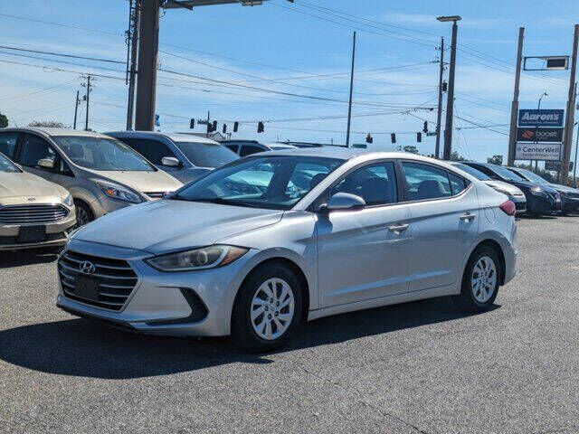 2017 HYUNDAI Elantra
