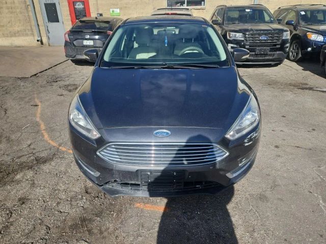 2018 FORD Focus