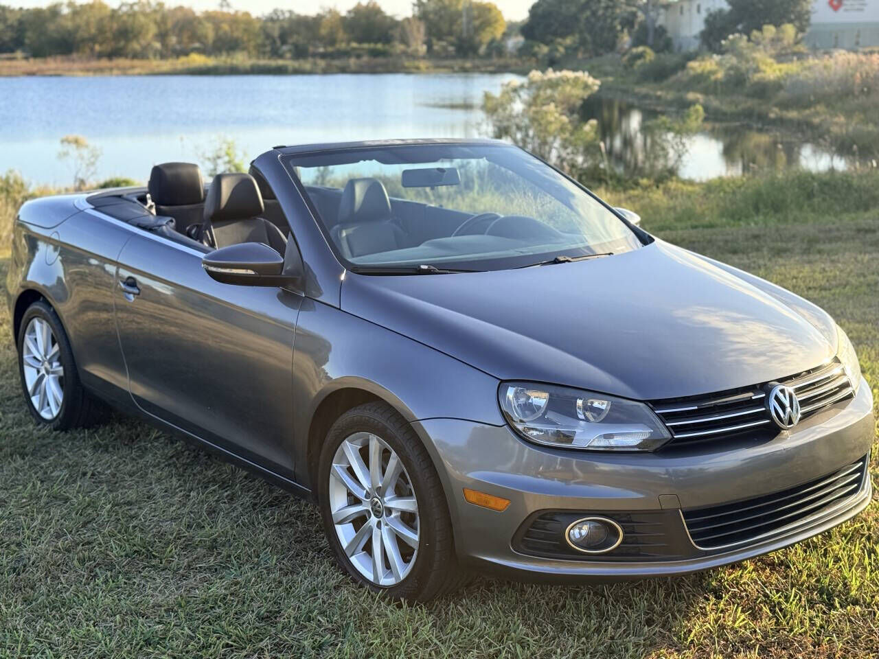 2012 VOLKSWAGEN Eos