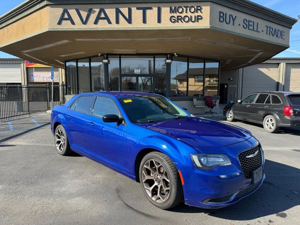 2018 CHRYSLER 300