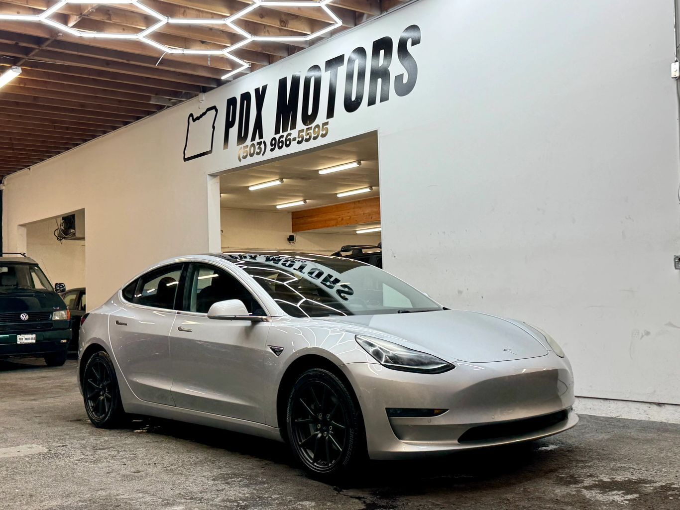 2018 TESLA Model 3