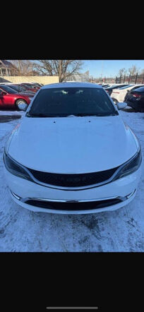 2016 CHRYSLER 200