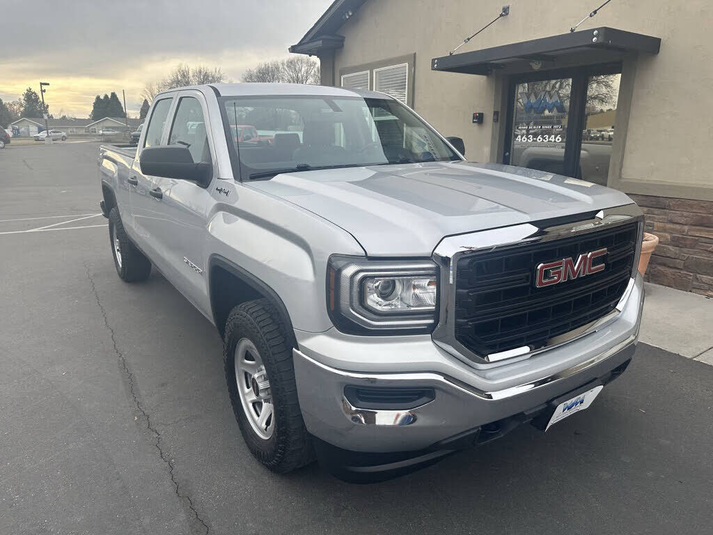 2016 GMC Sierra