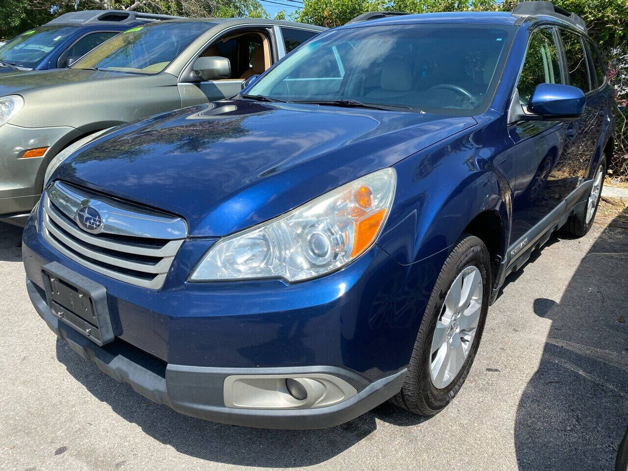 2011 SUBARU Outback