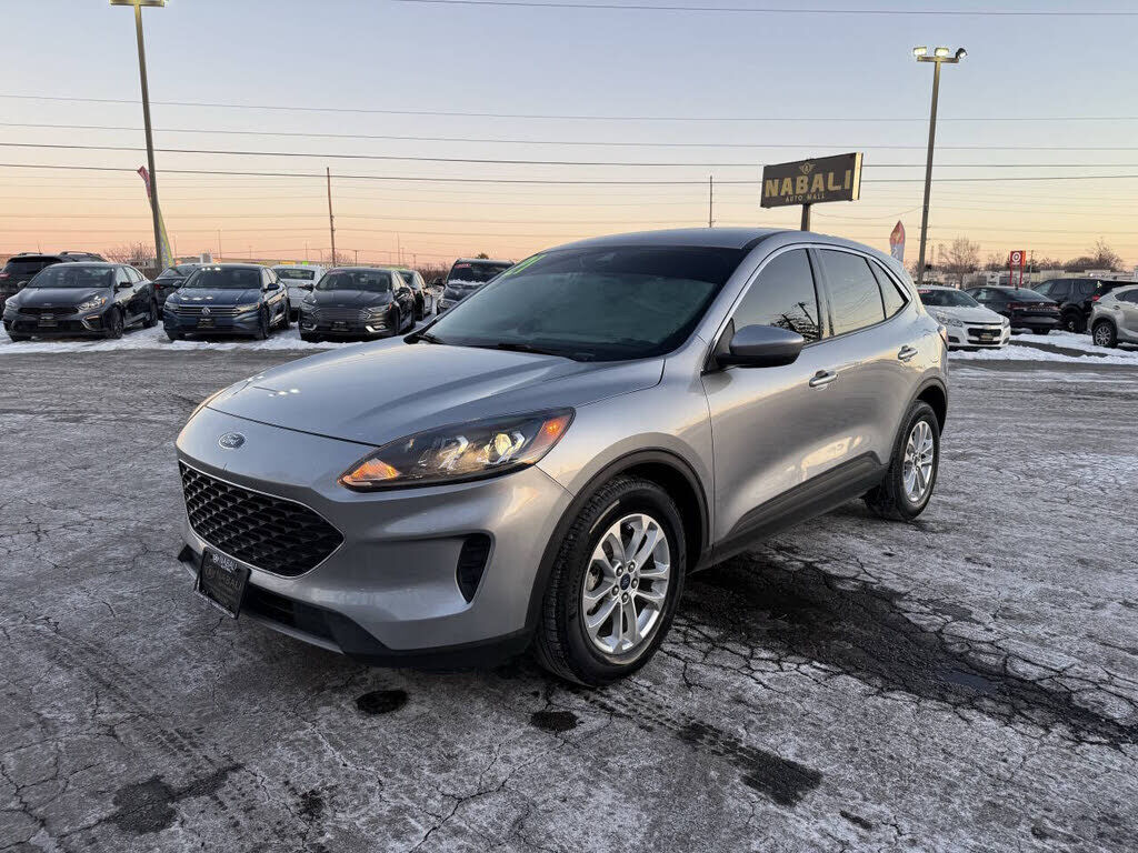 2021 FORD Escape