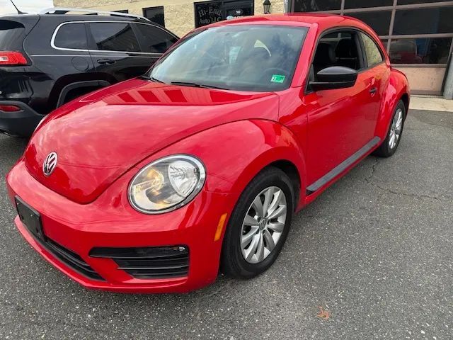 2017 VOLKSWAGEN Beetle