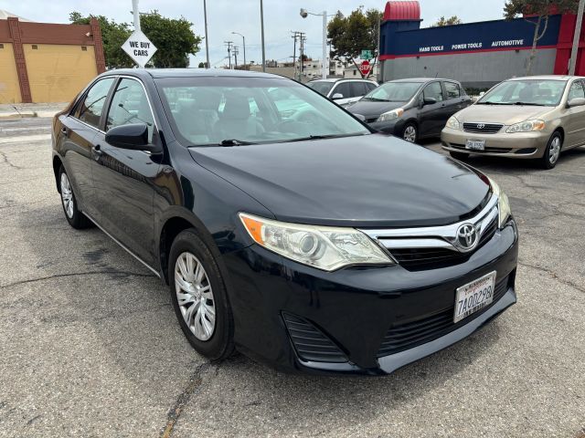 2013 TOYOTA Camry