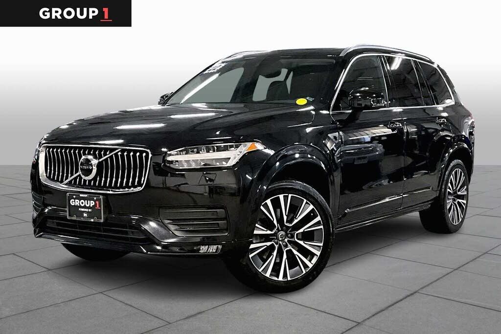 2022 VOLVO XC90