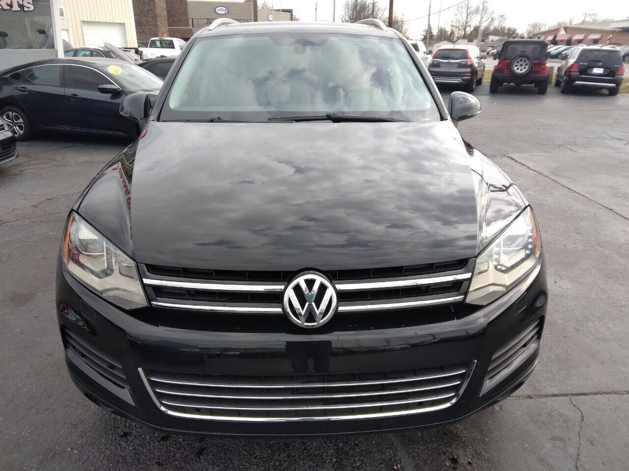 2013 VOLKSWAGEN Touareg