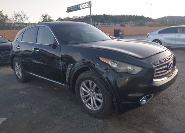 2016 INFINITI QX70