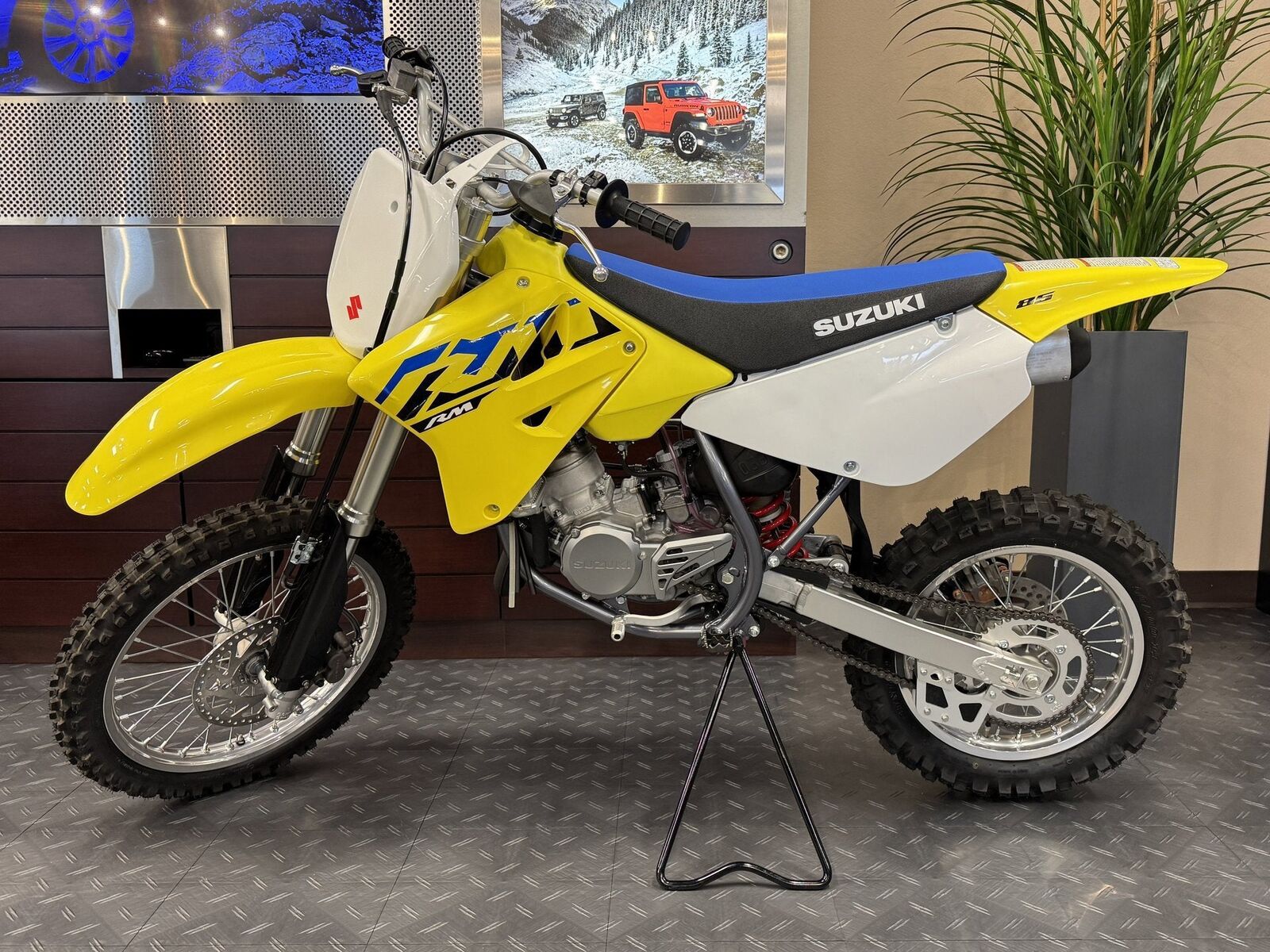 2023 SUZUKI RM85