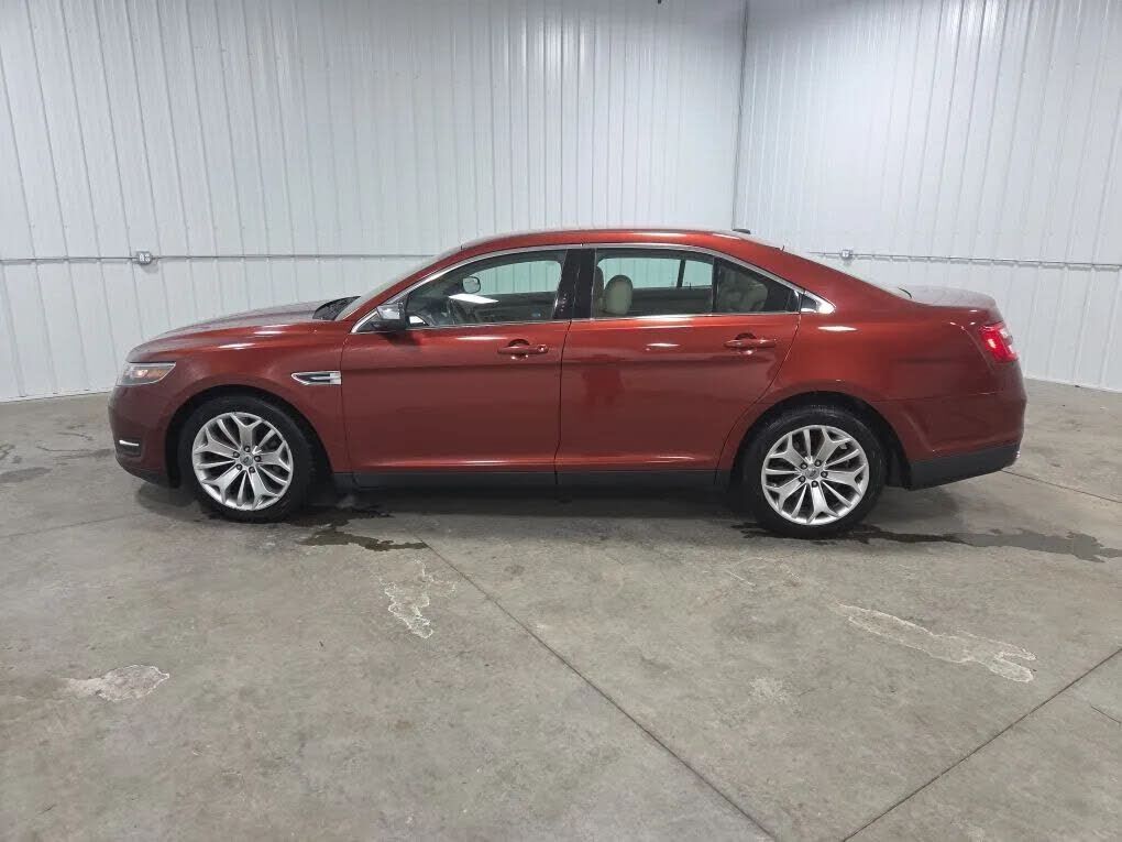 2014 FORD Taurus