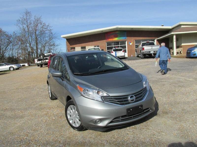 2015 NISSAN Versa