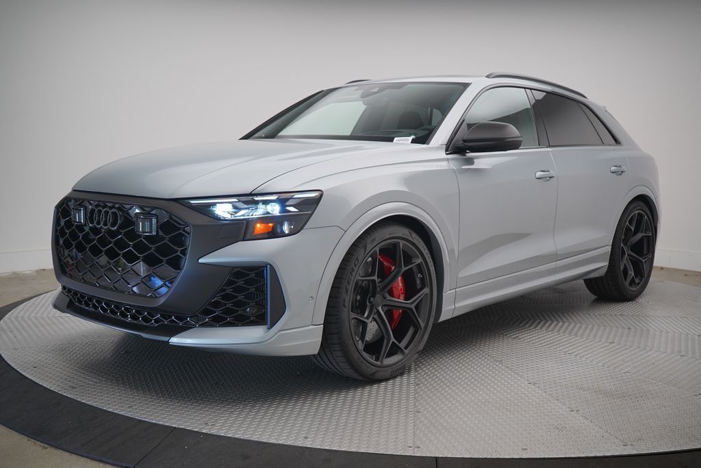 2026 AUDI RS Q8