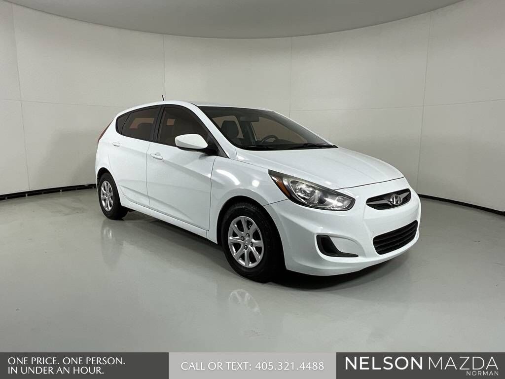 2014 HYUNDAI Accent