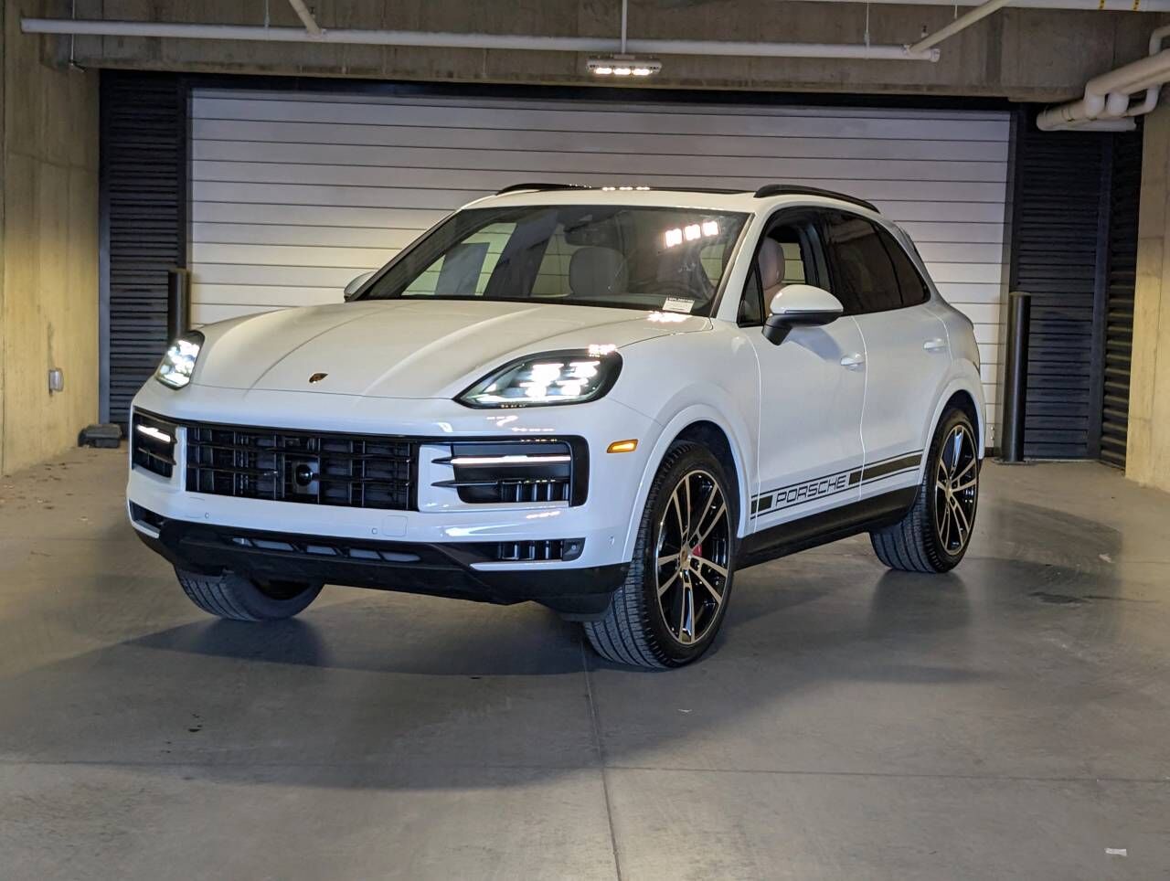 2026 PORSCHE Cayenne