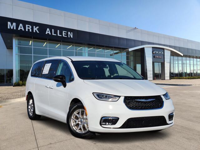 2024 CHRYSLER Pacifica