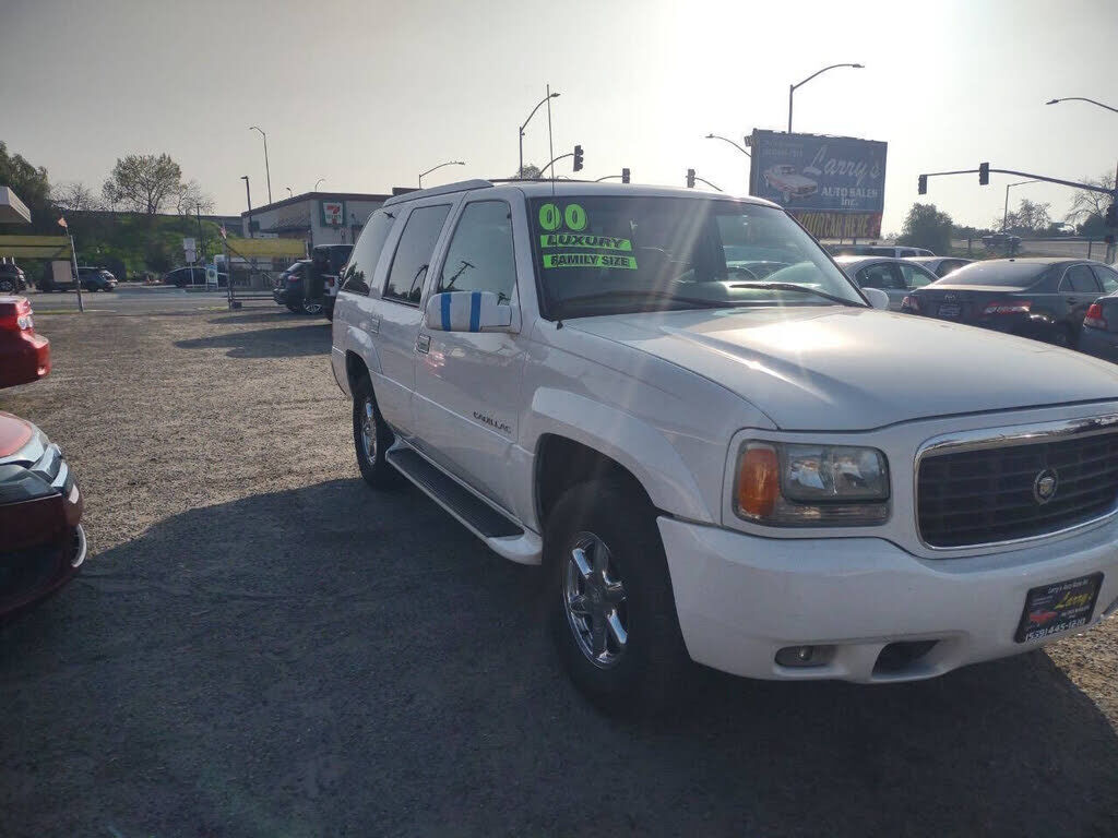 2000 CADILLAC Escalade