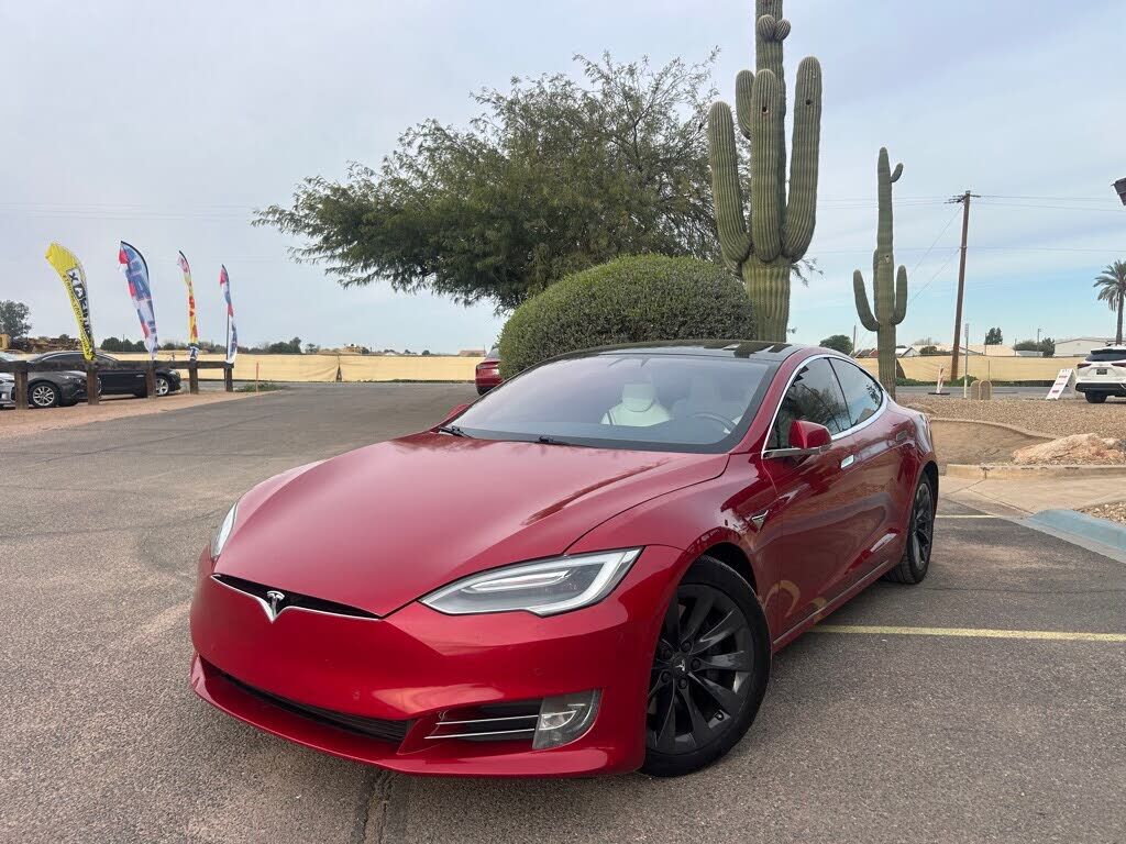 2018 TESLA Model S