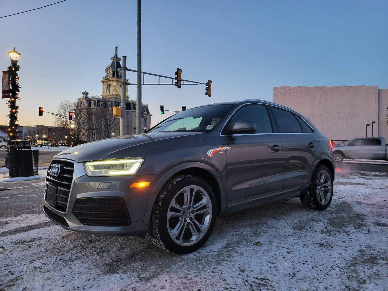 2016 AUDI Q3