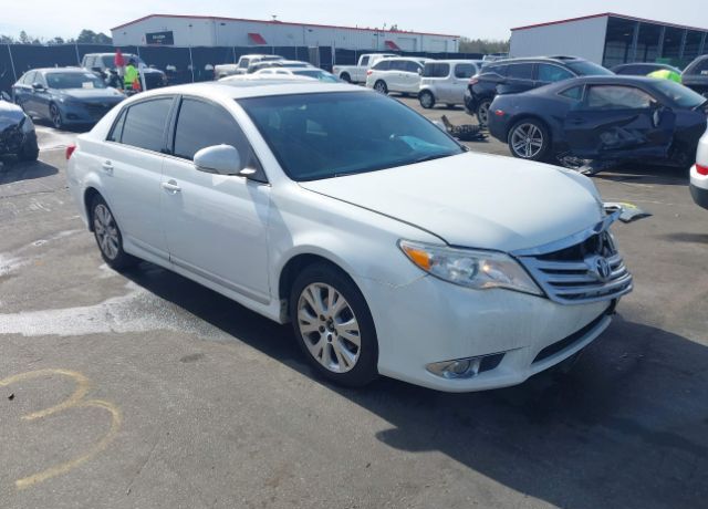 2012 TOYOTA Avalon
