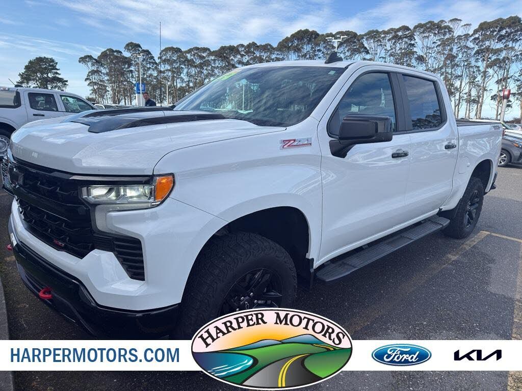 2023 CHEVROLET Silverado