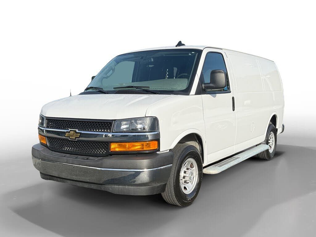 2024 CHEVROLET Express