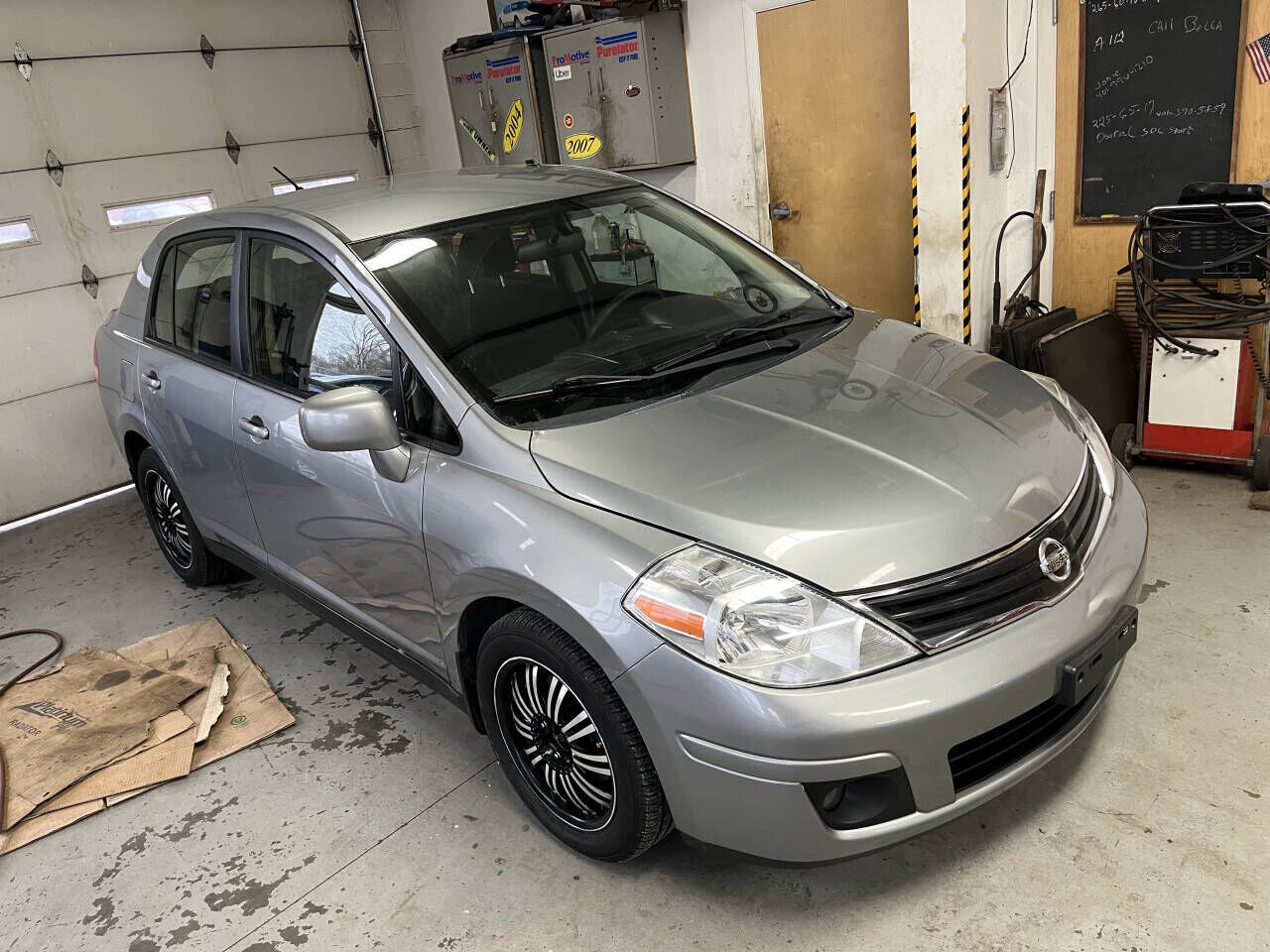 2011 NISSAN Versa