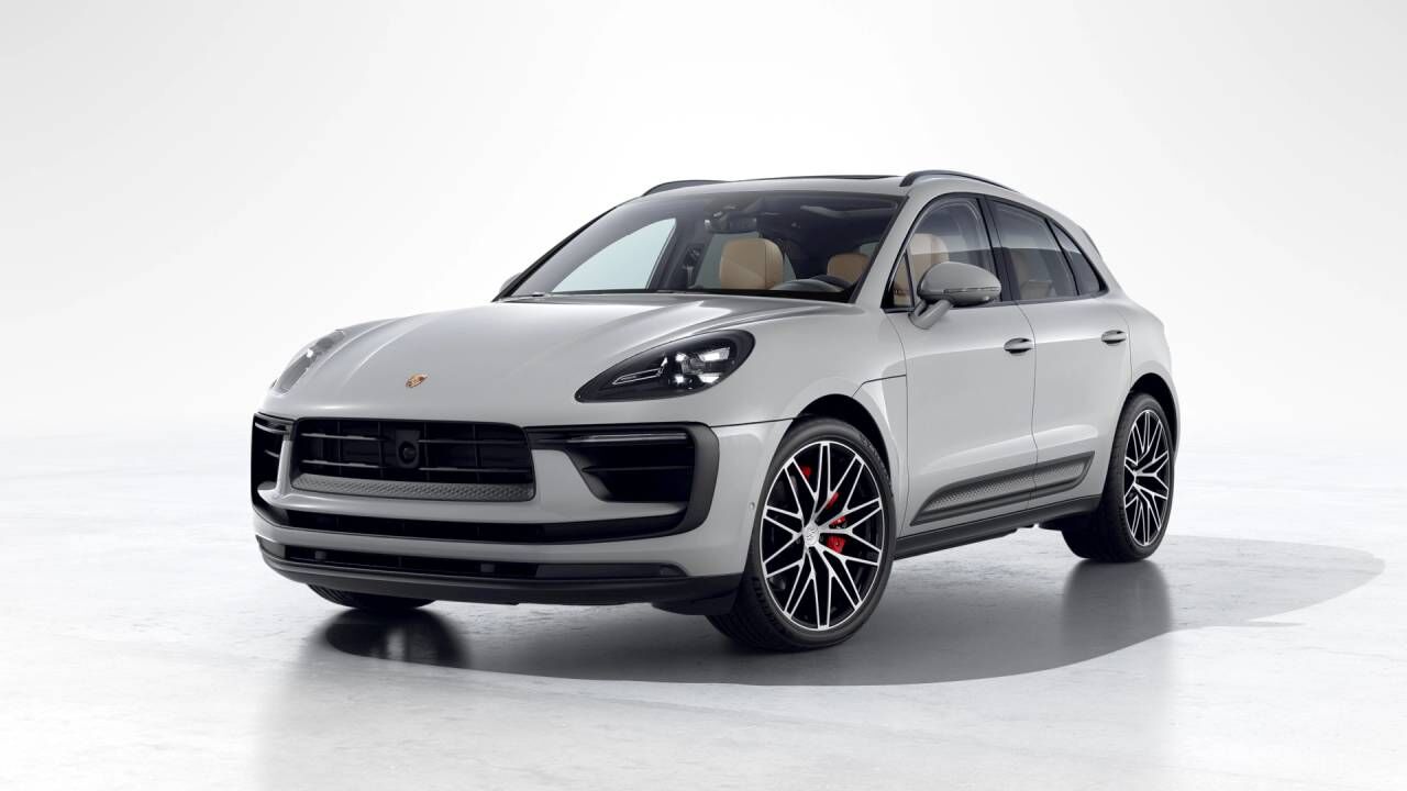 2026 PORSCHE Macan