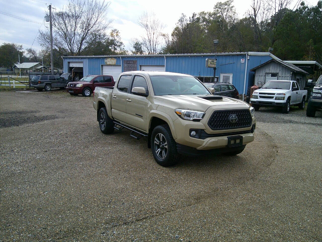 2019 TOYOTA Tacoma