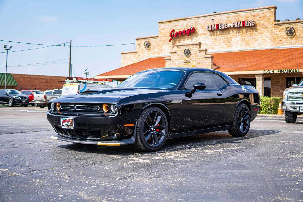 2022 DODGE Challenger
