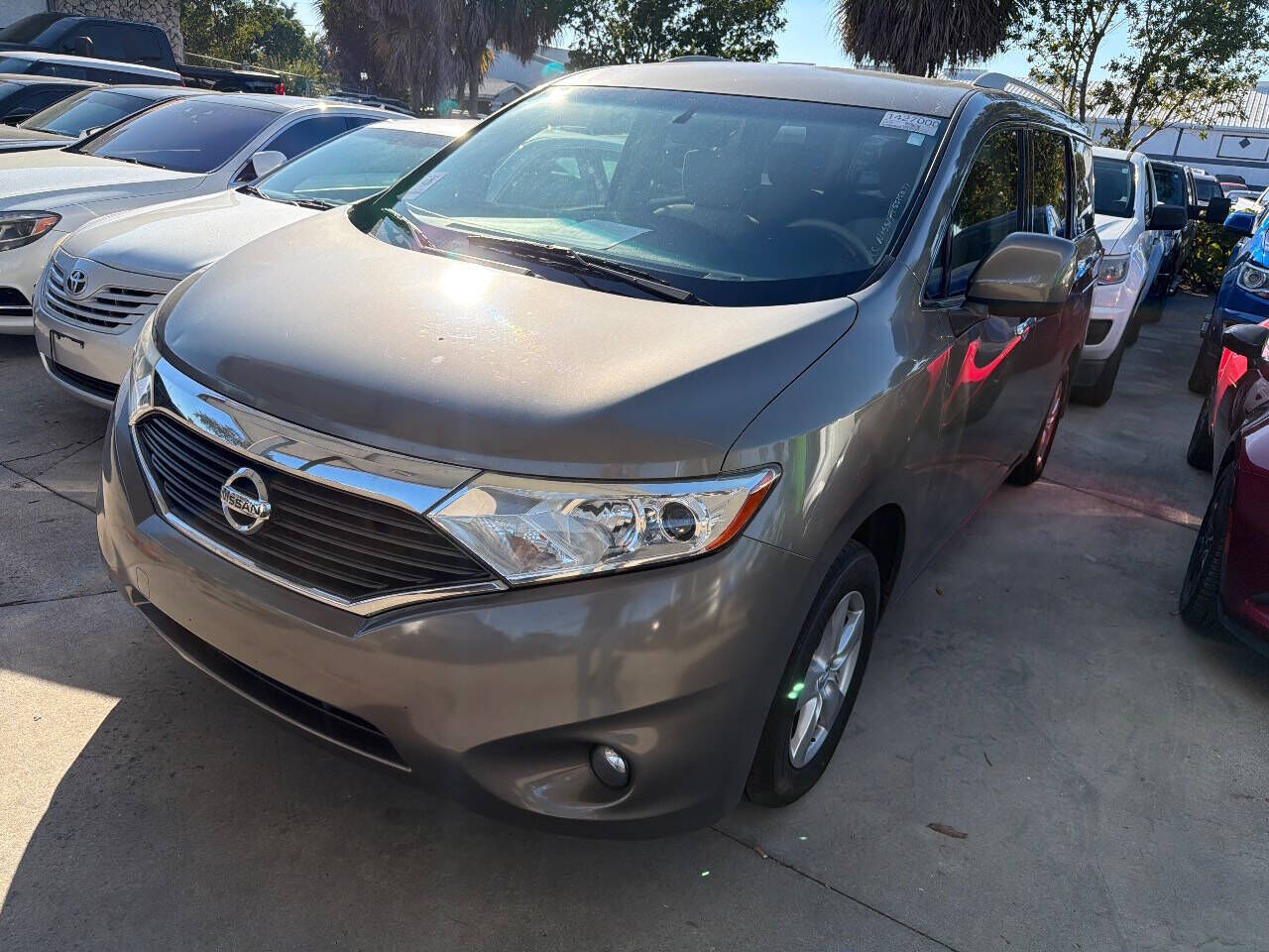 2017 NISSAN Quest
