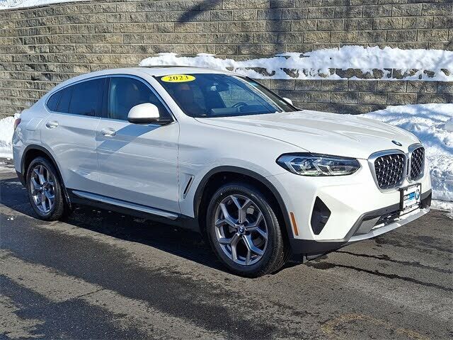 2023 BMW X4