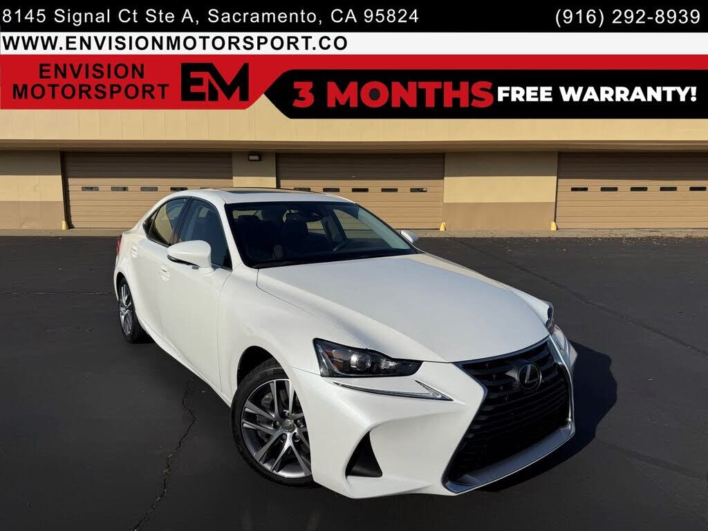 2019 LEXUS IS