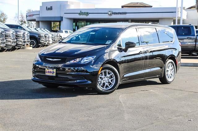 2026 CHRYSLER Voyager