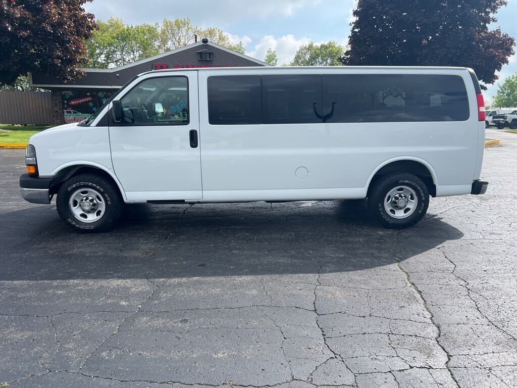 2015 CHEVROLET Express