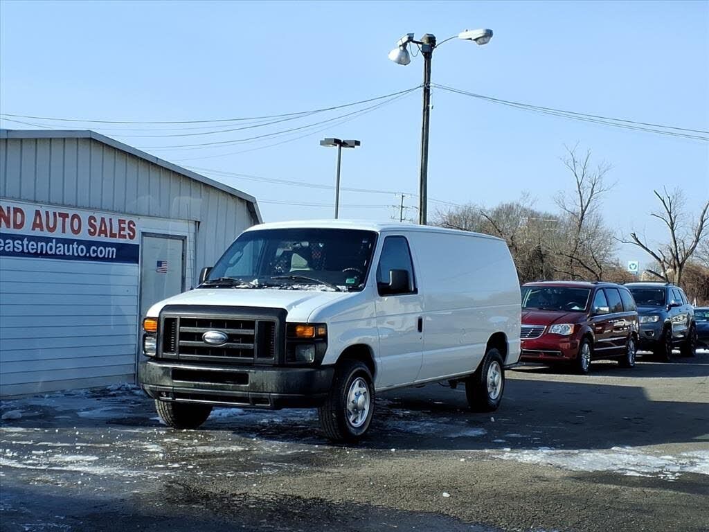 2010 FORD E-250