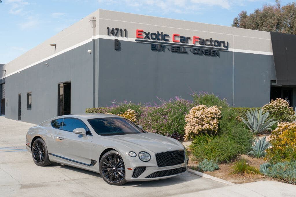 2022 BENTLEY Continental