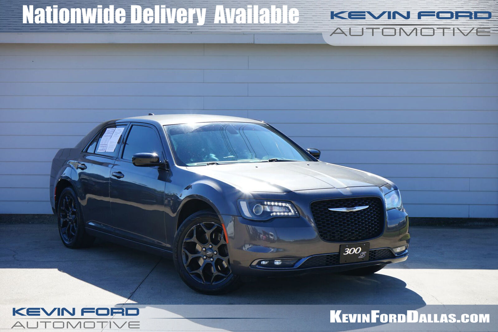 2019 CHRYSLER 300