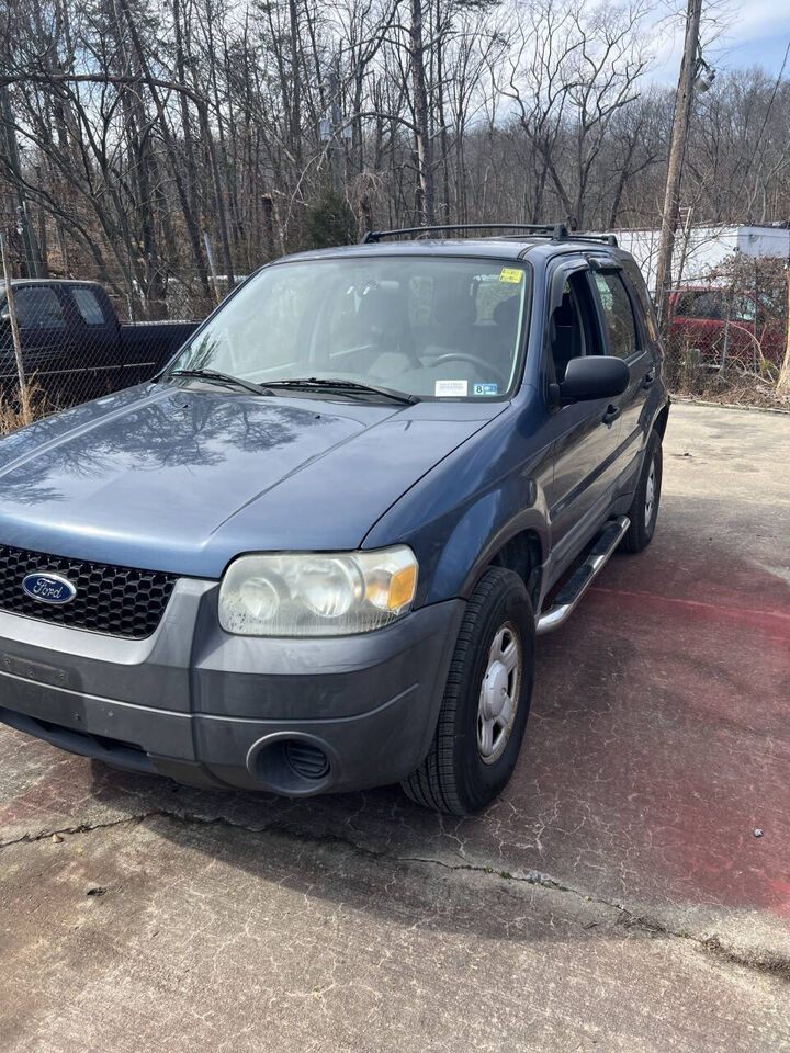 2005 FORD Escape